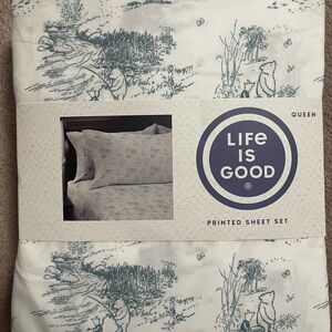 NEW LIFE IS GOOD Queen Size Sheet Set Classic Winnie the Pooh Piglet White Blue